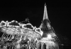 Mange et tour eiffel  Paris